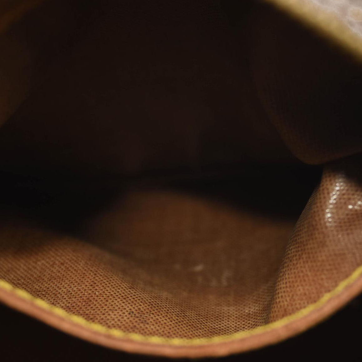 LOUIS VUITTON Monogram Speedy 25 VI0992