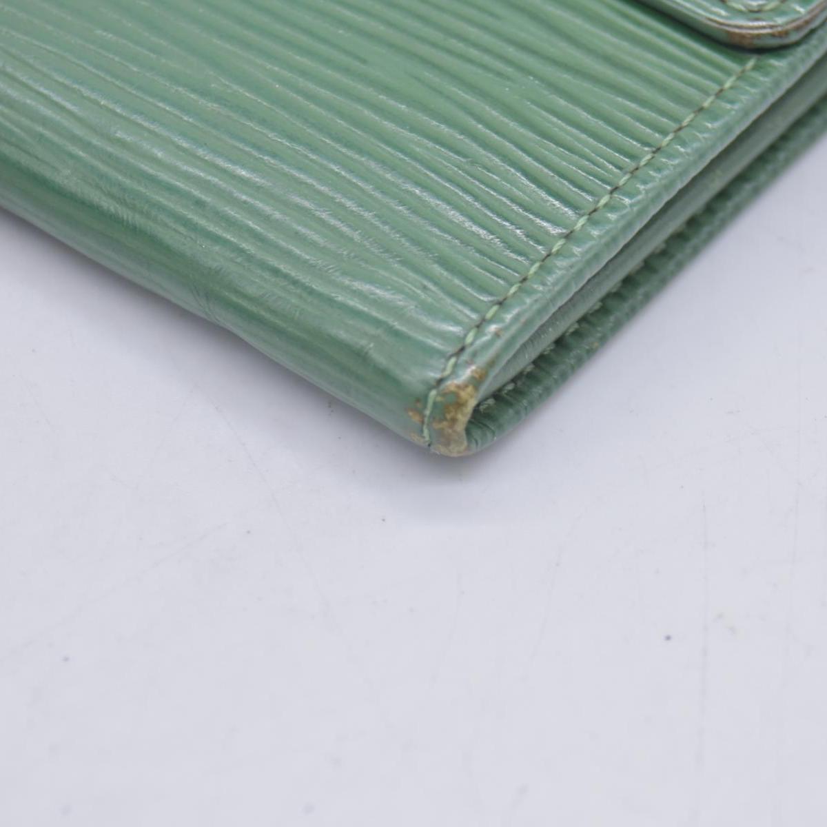 $750 Louis Vuitton Epi Sarah Wallet Borneo CA0257 CONSIGNMENT 10021037