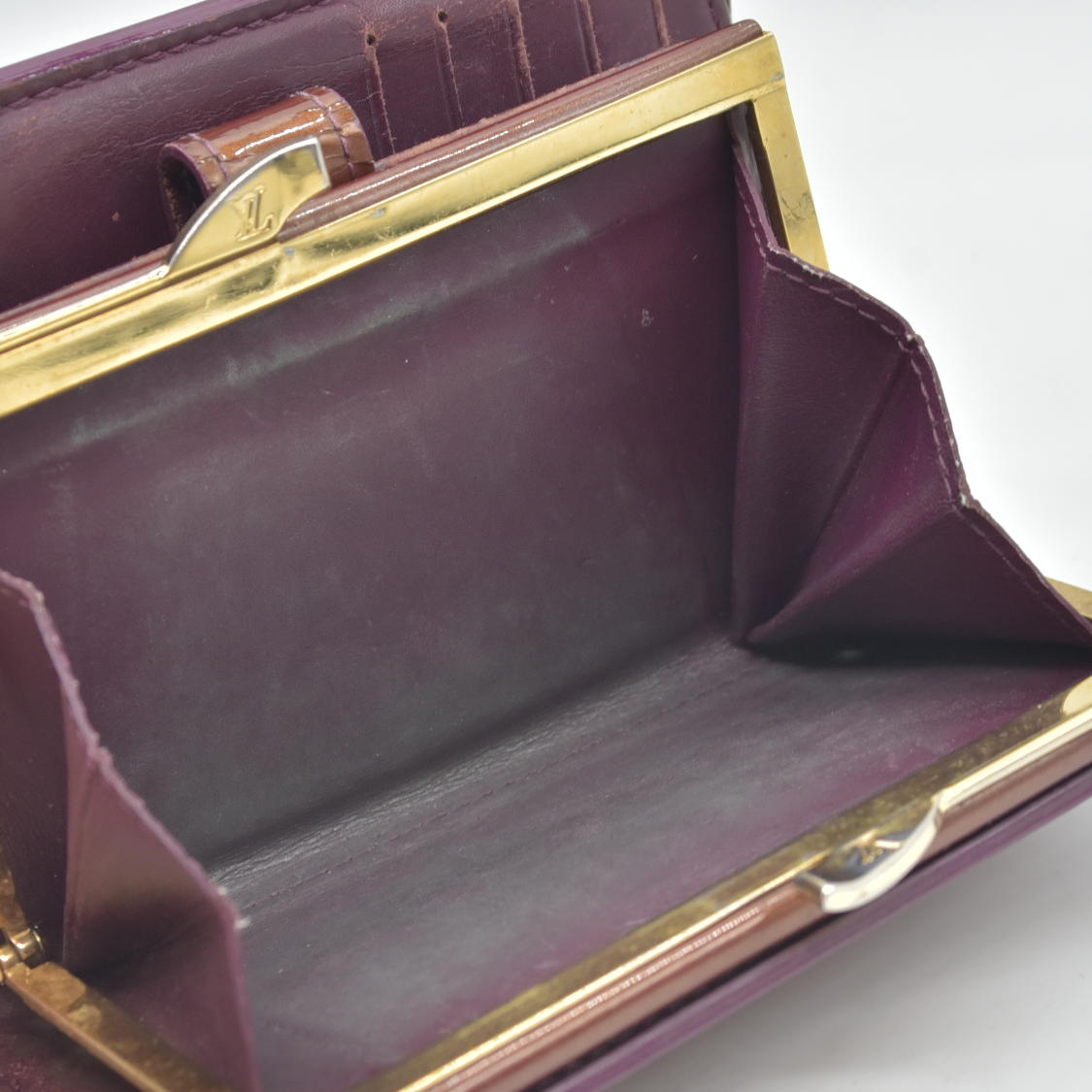 $935 2007 WELL WORN Louis Vuitton Vernis French Purse Wallet Amarante Wallet MI4037
