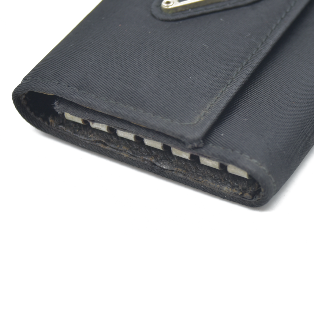 $595 Prada Tessuto Nylon 6 Key Holder Nero Black