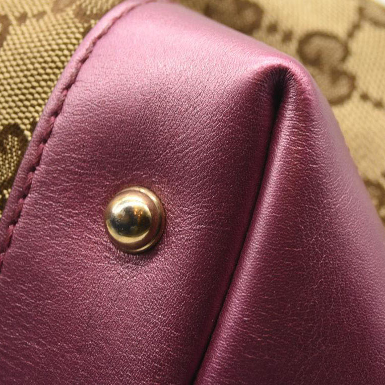 GUCCI GG Canvas Heartbit Small Hobo Bag Pink