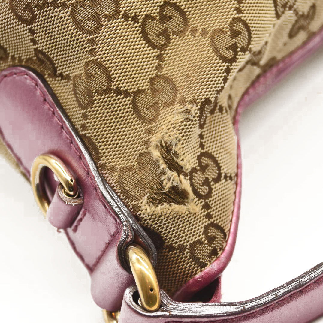 GUCCI GG Canvas Heartbit Small Hobo Bag Pink