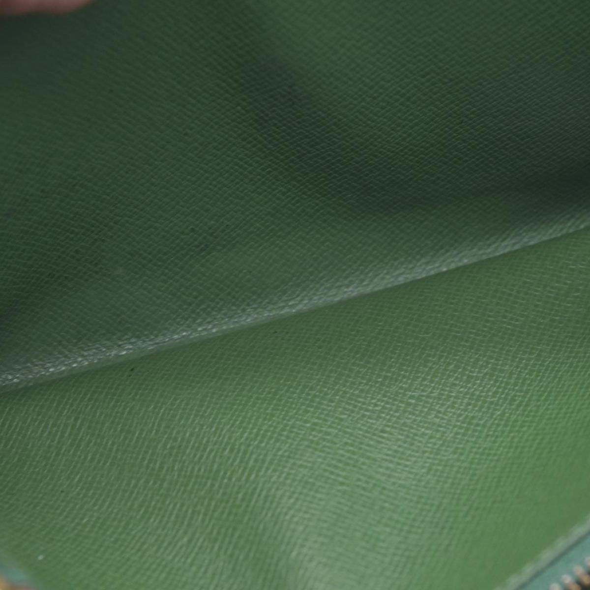$750 Louis Vuitton Epi Sarah Wallet Borneo CA0257 CONSIGNMENT 10021037
