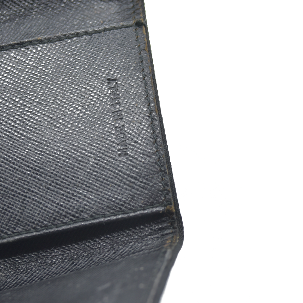 $595 Prada Tessuto Nylon 6 Key Holder Nero Black