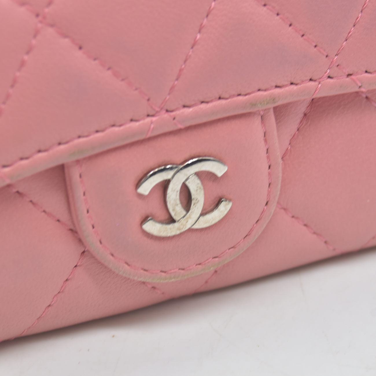 $675 2012 CHANEL Lambskin Quilted 6 Key Holder Pink
