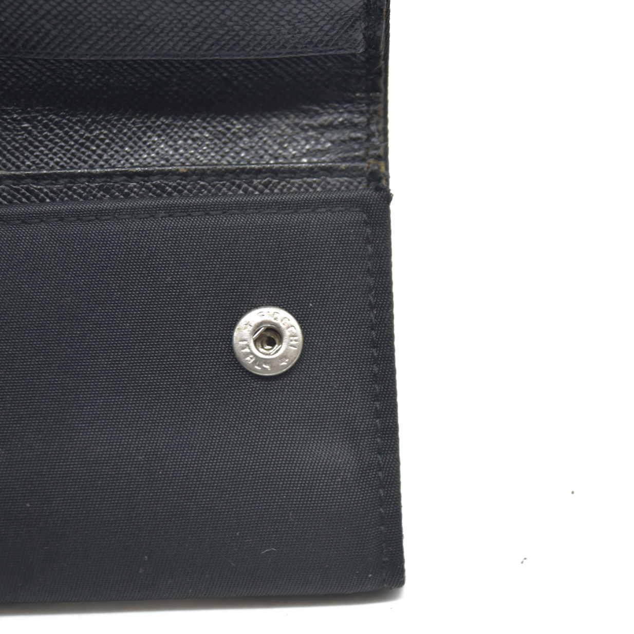 $595 Prada Tessuto Nylon 6 Key Holder Nero Black