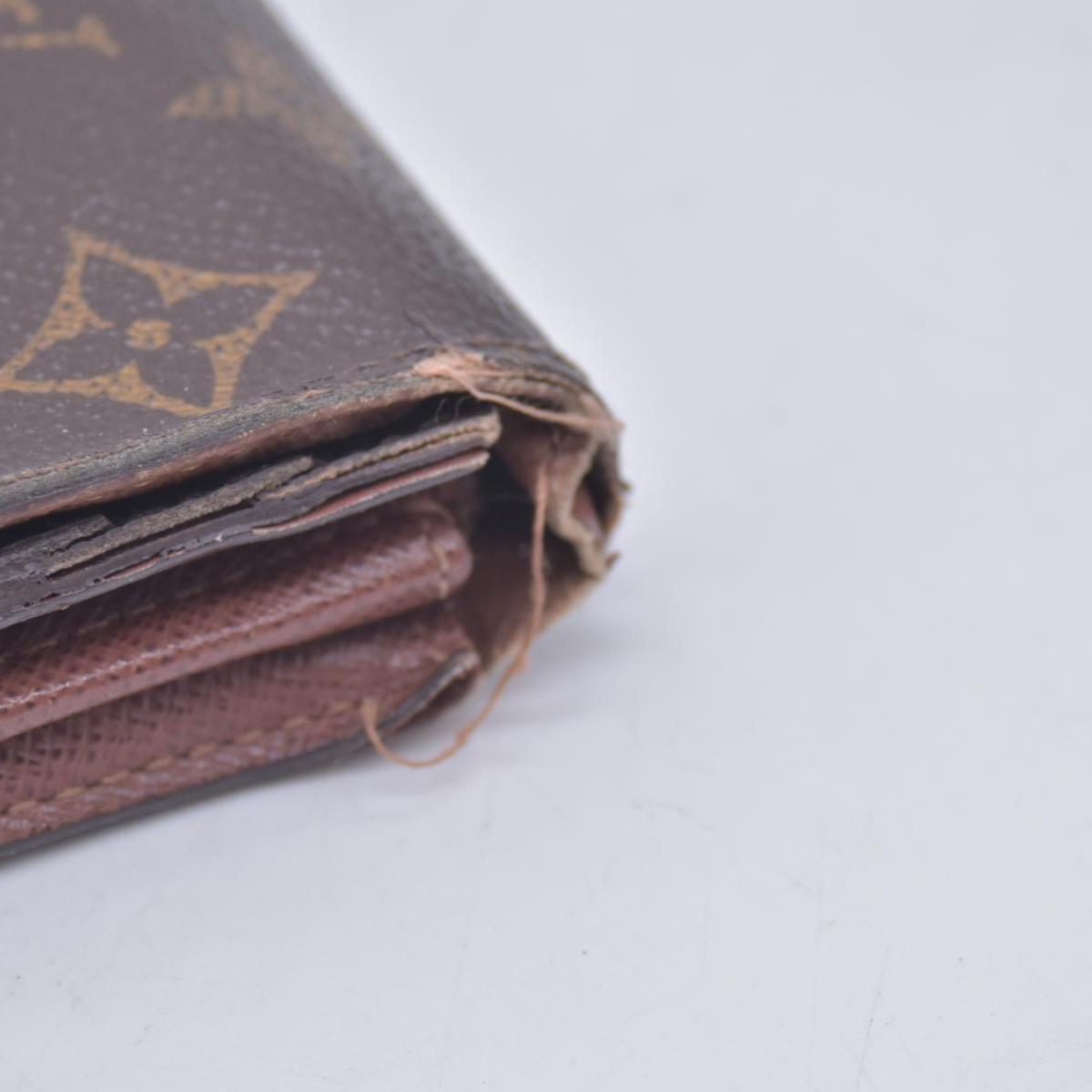 $725 2011 WELL WORN Louis Vuitton Sarah Wallet Monogram CA4111 CONSIGNMENT 10021041
