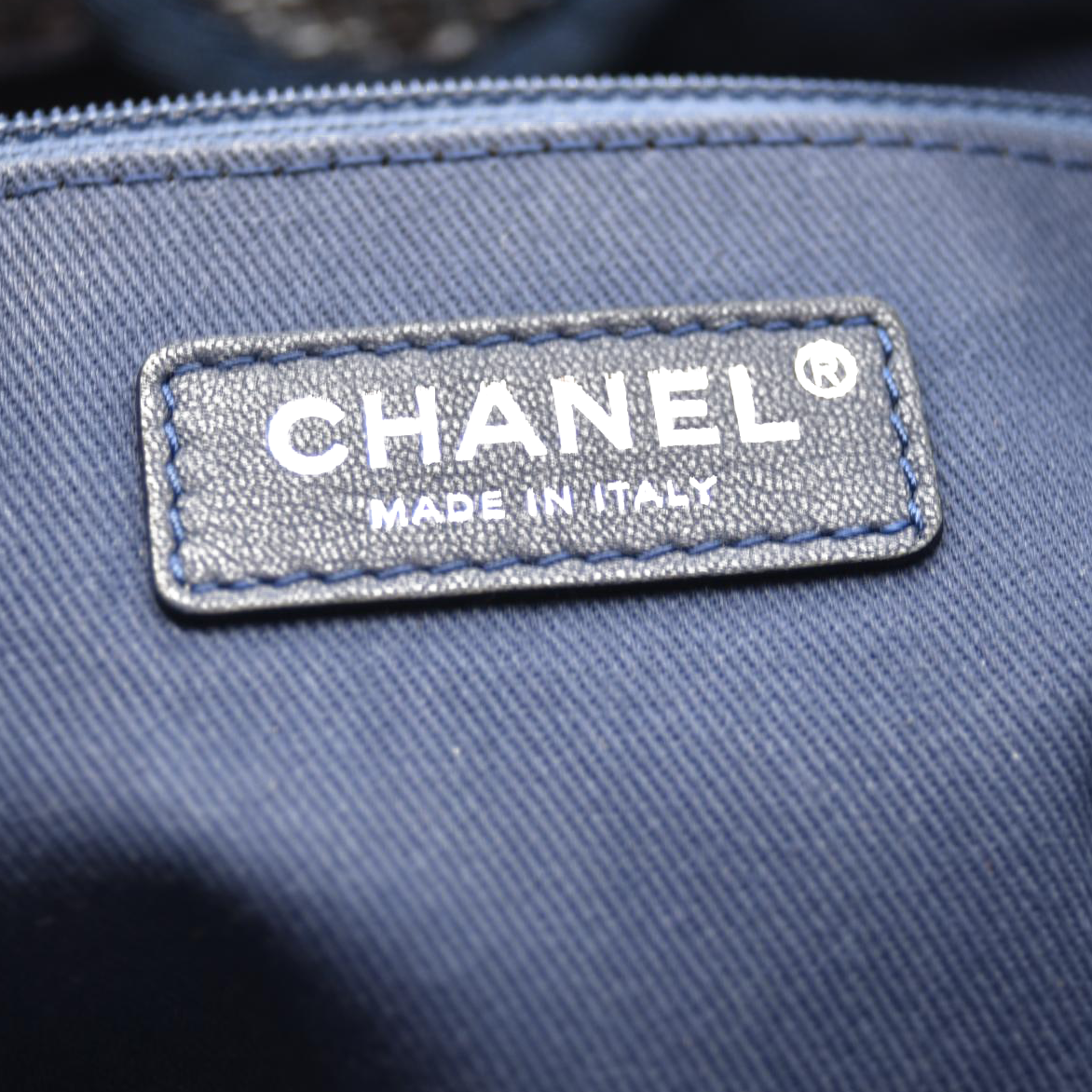 CHANEL Woven Straw Raffia Medium Deauville Tote Blue 25*