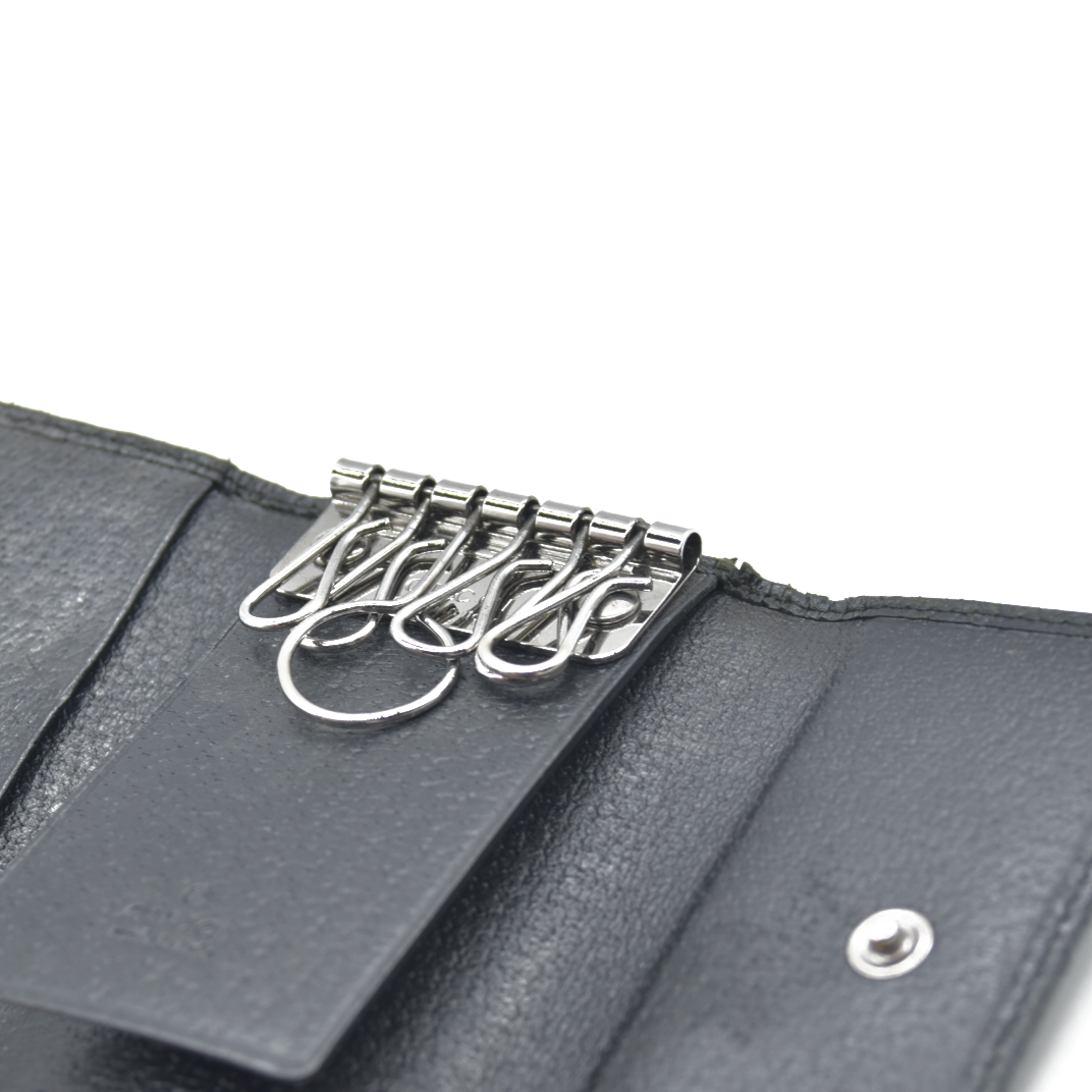 $340 Gucci Monogram Signature GG 6 Key Holder Case Black