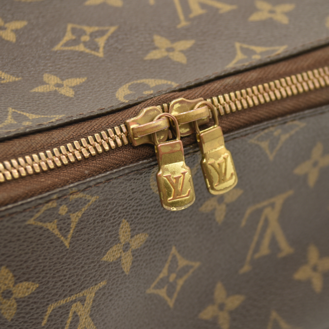 Louis Vuitton  Monogram Shoe Care Kit CT1016