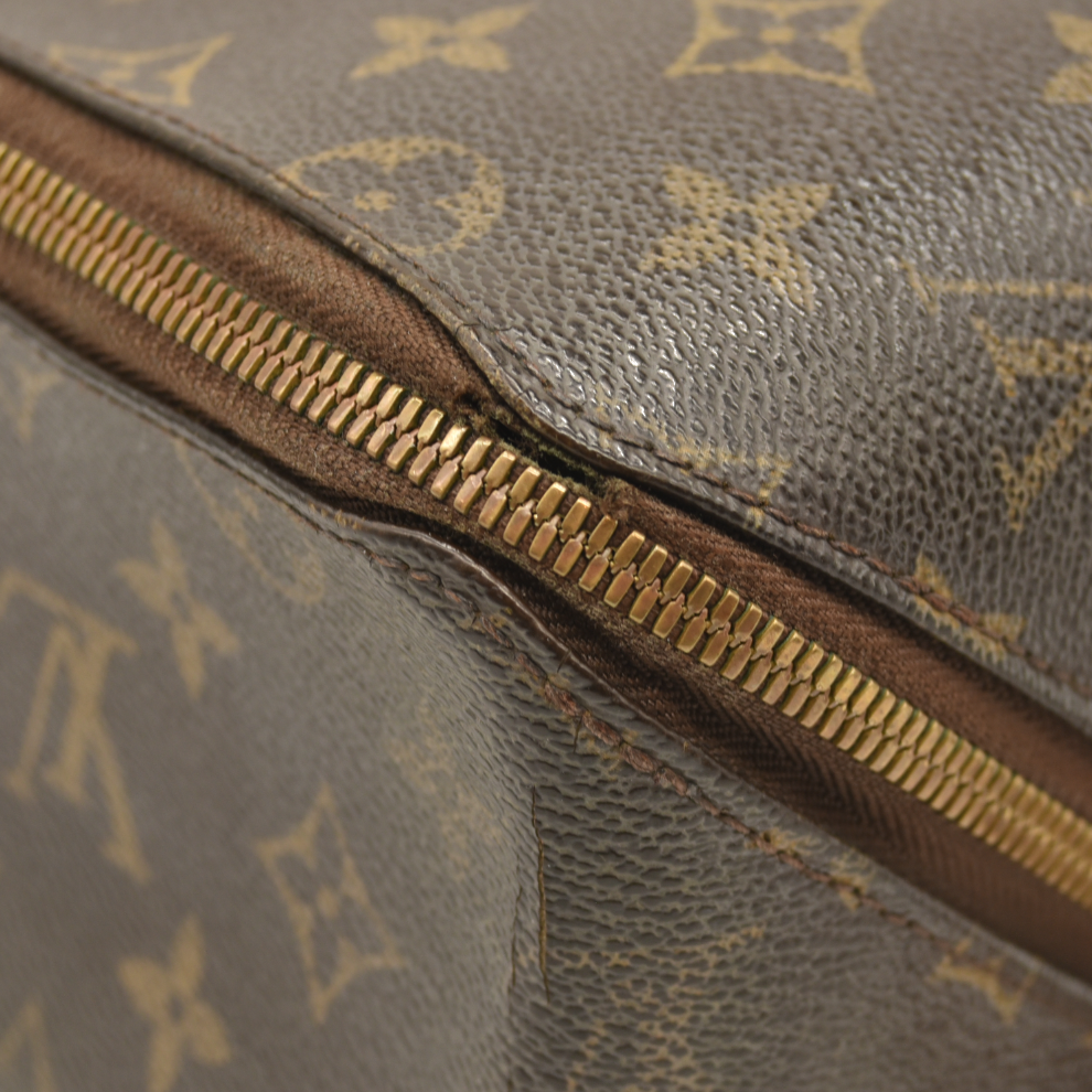 Louis Vuitton  Monogram Shoe Care Kit CT1016