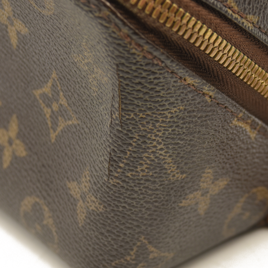 Louis Vuitton  Monogram Shoe Care Kit CT1016