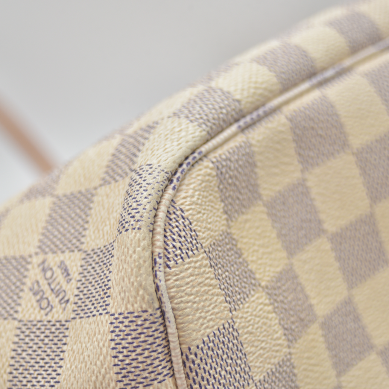 $2240 Louis Vuitton Damier Azur Neverfull MM RFID