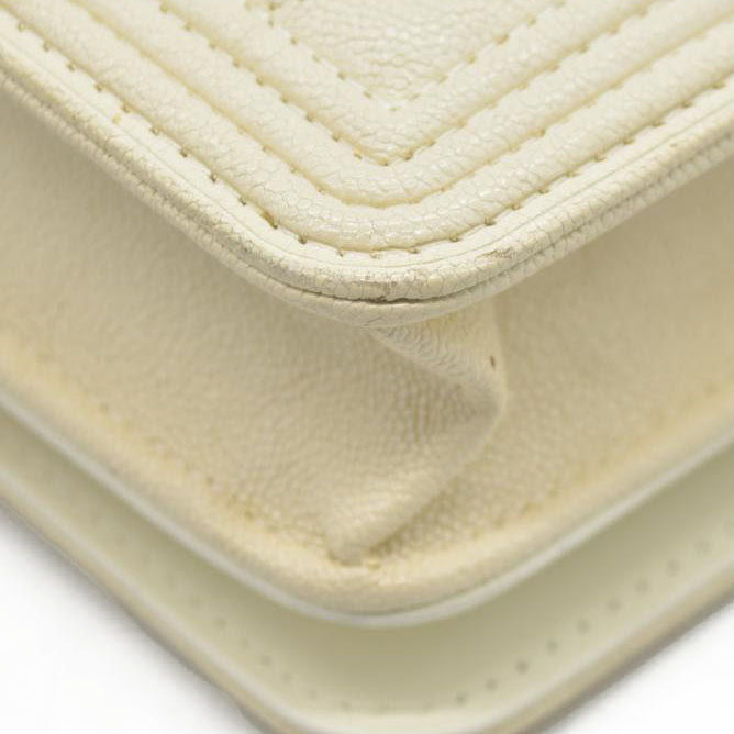 $3425 Chanel Caviar Quilted Boy Wallet On Chain WOC White