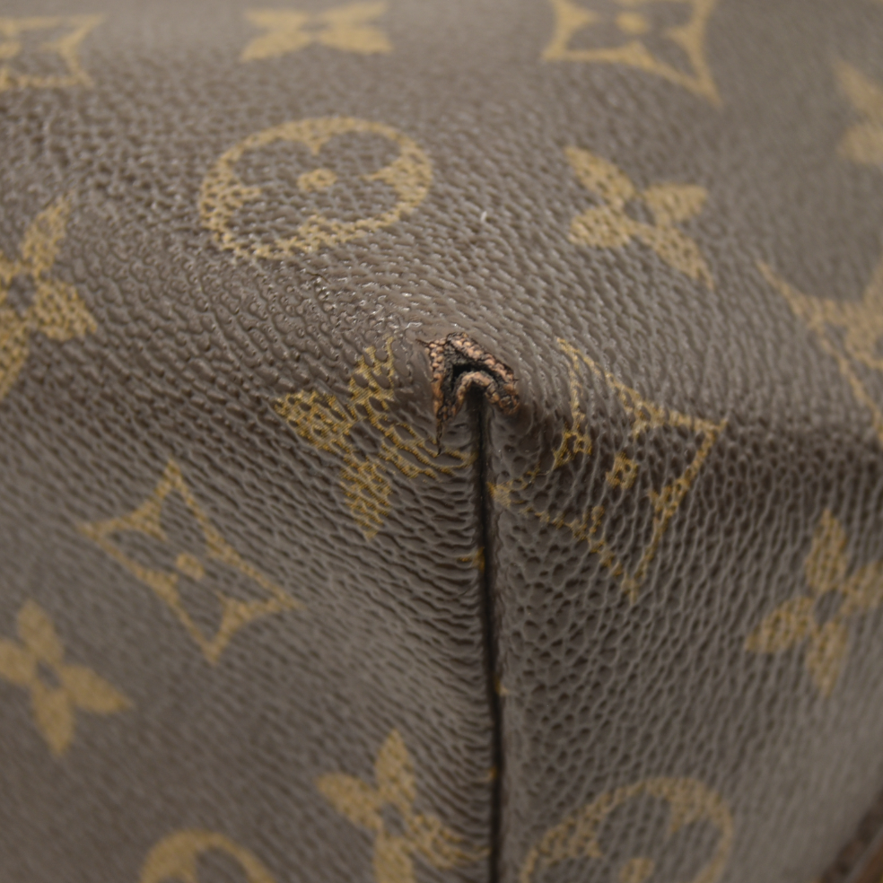 Louis Vuitton  Monogram Shoe Care Kit CT1016