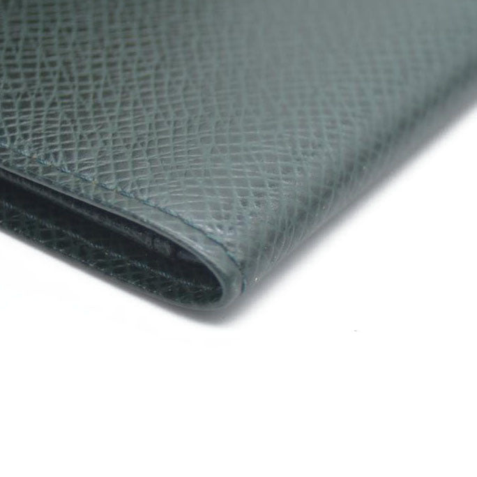Louis Vuitton Taiga Porte Billets Carte Bleue Bifold Wallet Epicea MI0925