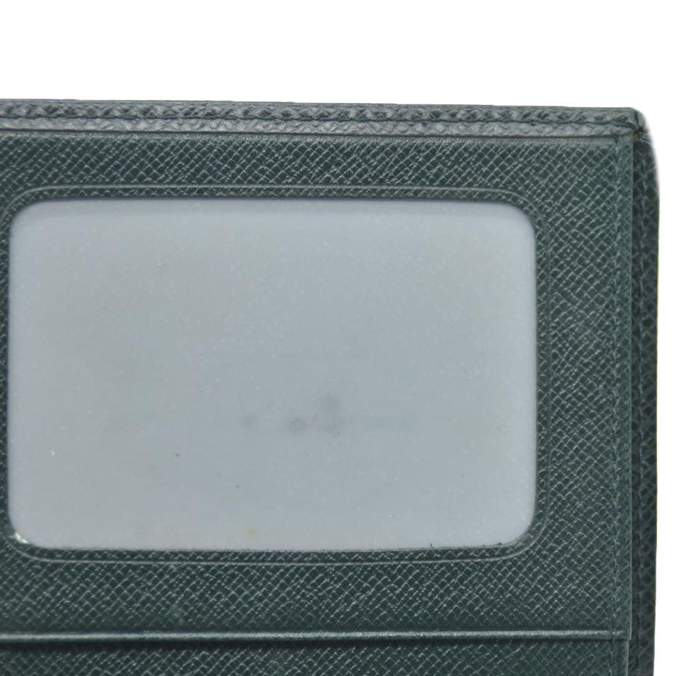 Louis Vuitton Taiga Porte Billets Carte Bleue Bifold Wallet Epicea MI0925