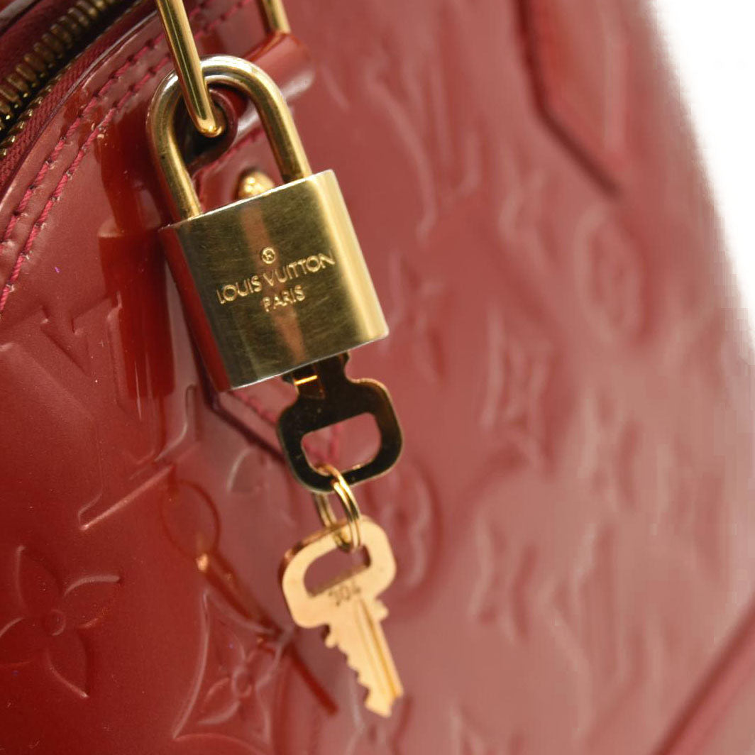 LOUIS VUITTON Vernis Alma BB Pomme D'Amour