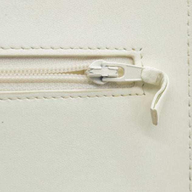 $3425 Chanel Caviar Quilted Boy Wallet On Chain WOC White