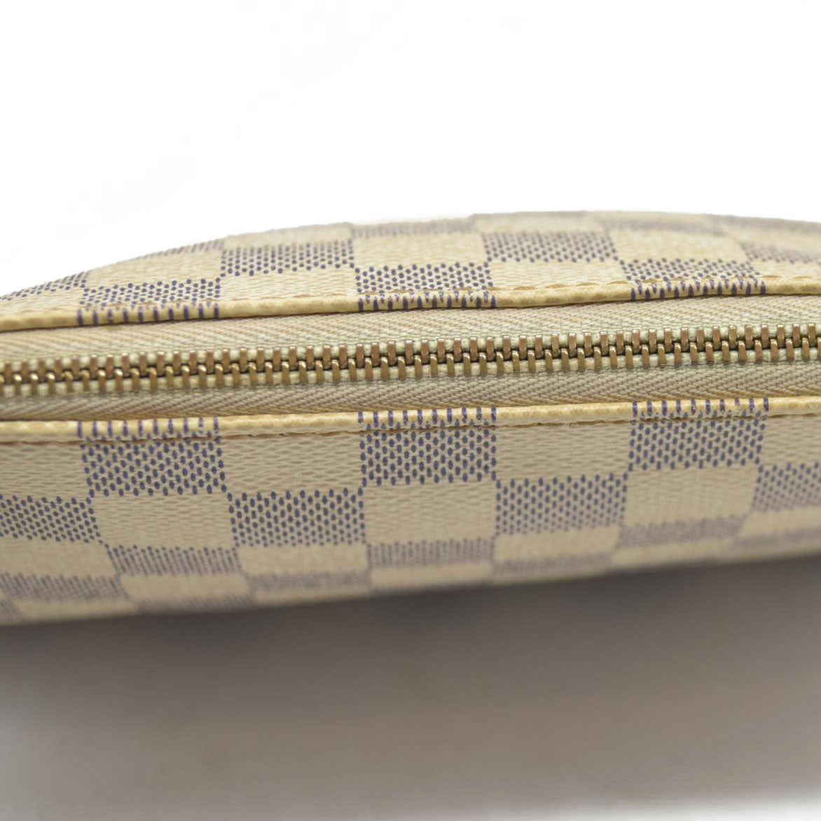 $1580 Louis Vuitton Damier Azur Pochette Accessories MB4116