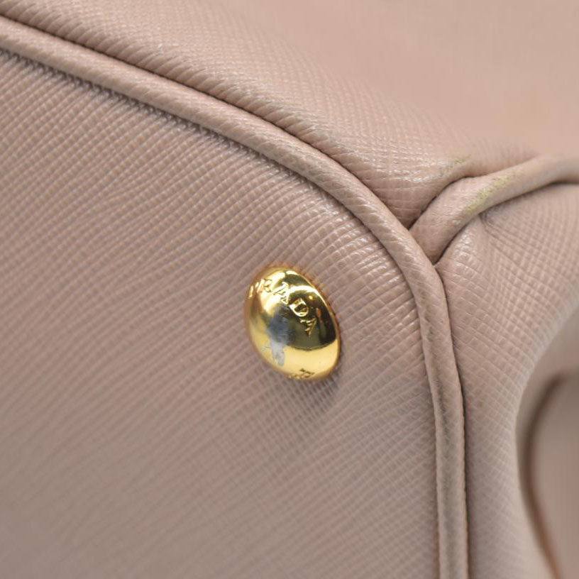 $4500  Prada  Saffiano Medium Galleria Double Zip Tote Cammeo