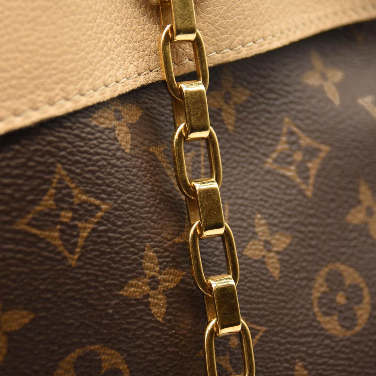 LOUIS VUITTON Monogram Pallas Shopper Dune