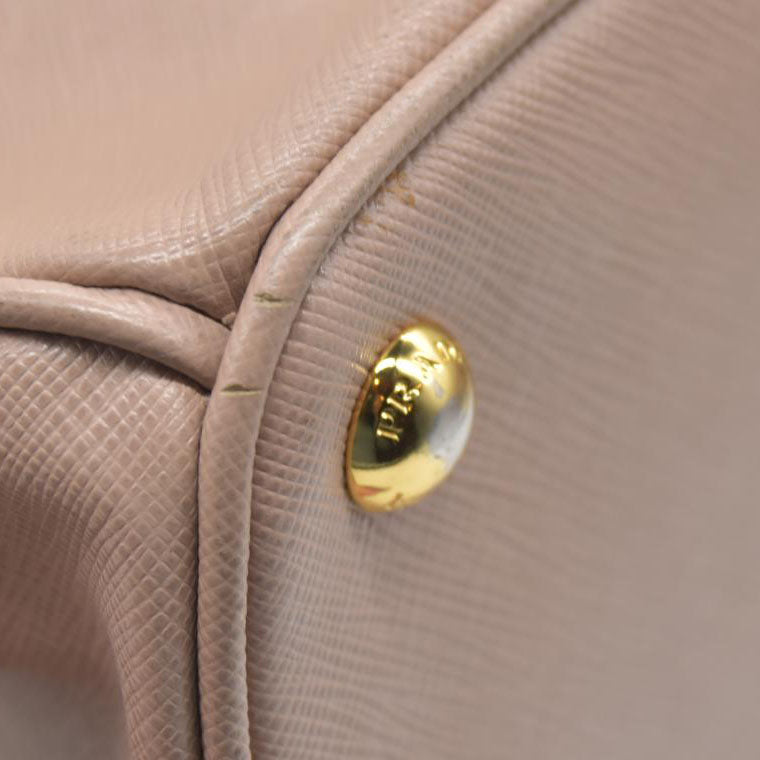$4500  Prada  Saffiano Medium Galleria Double Zip Tote Cammeo