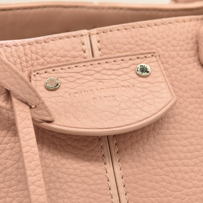 LOUIS VUITTON Taurillon Pernelle Magnolia MI2187