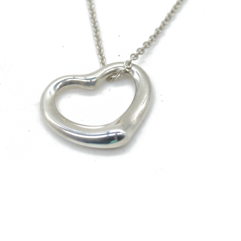$625 Tiffany & Co. Elsa Peretti 22 mm Open Heart Pendant Sterling Silver Medium