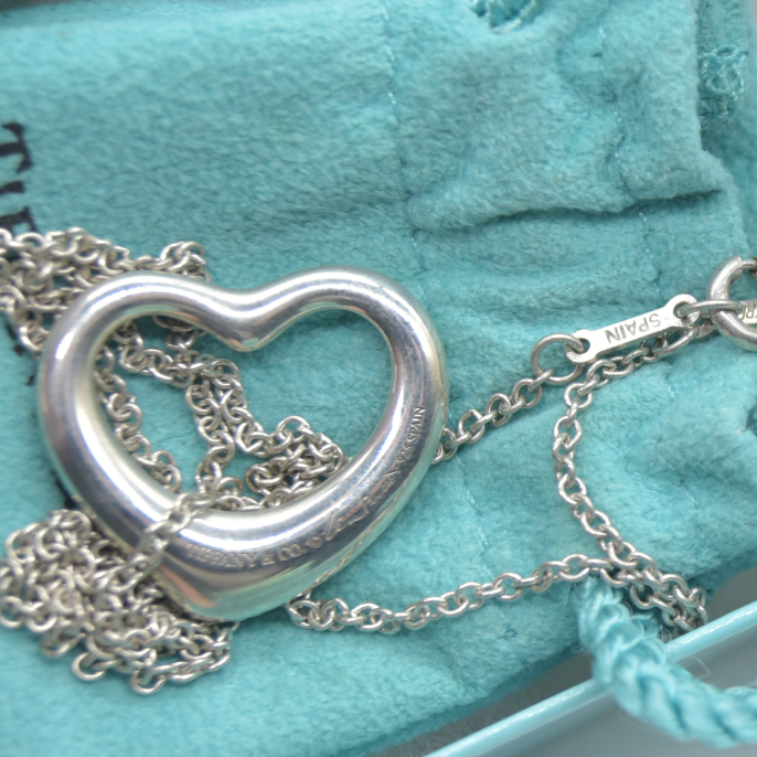 $625 Tiffany & Co. Elsa Peretti 22 mm Open Heart Pendant Sterling Silver Medium