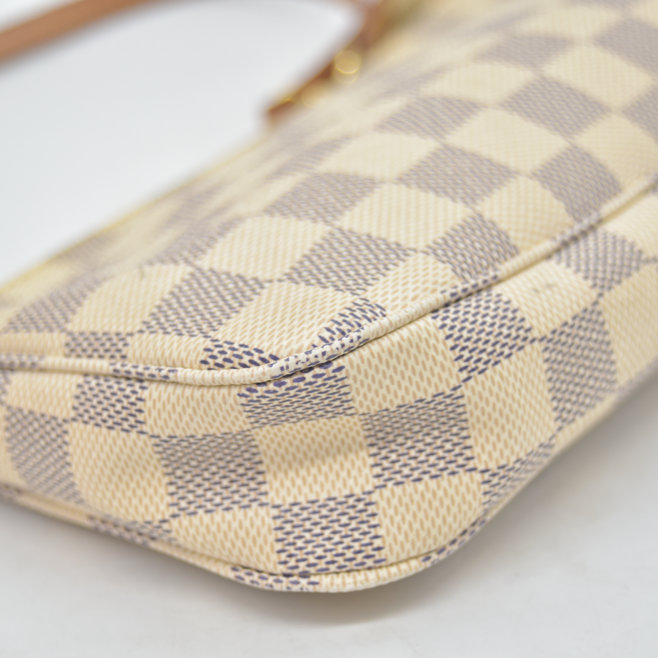 $1220 2020 Louis Vuitton Damier Azur Pochette Accessories NM MB4250