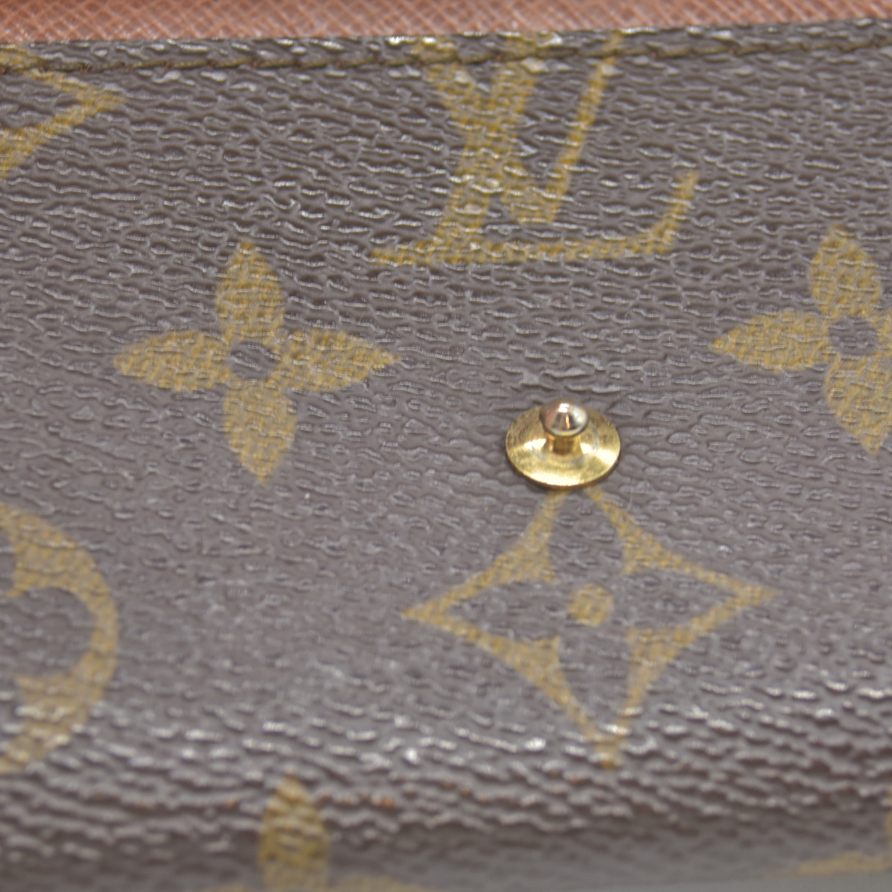 $450 Louis Vuitton Monogram Porte-Monnaie Plat Coin Purse