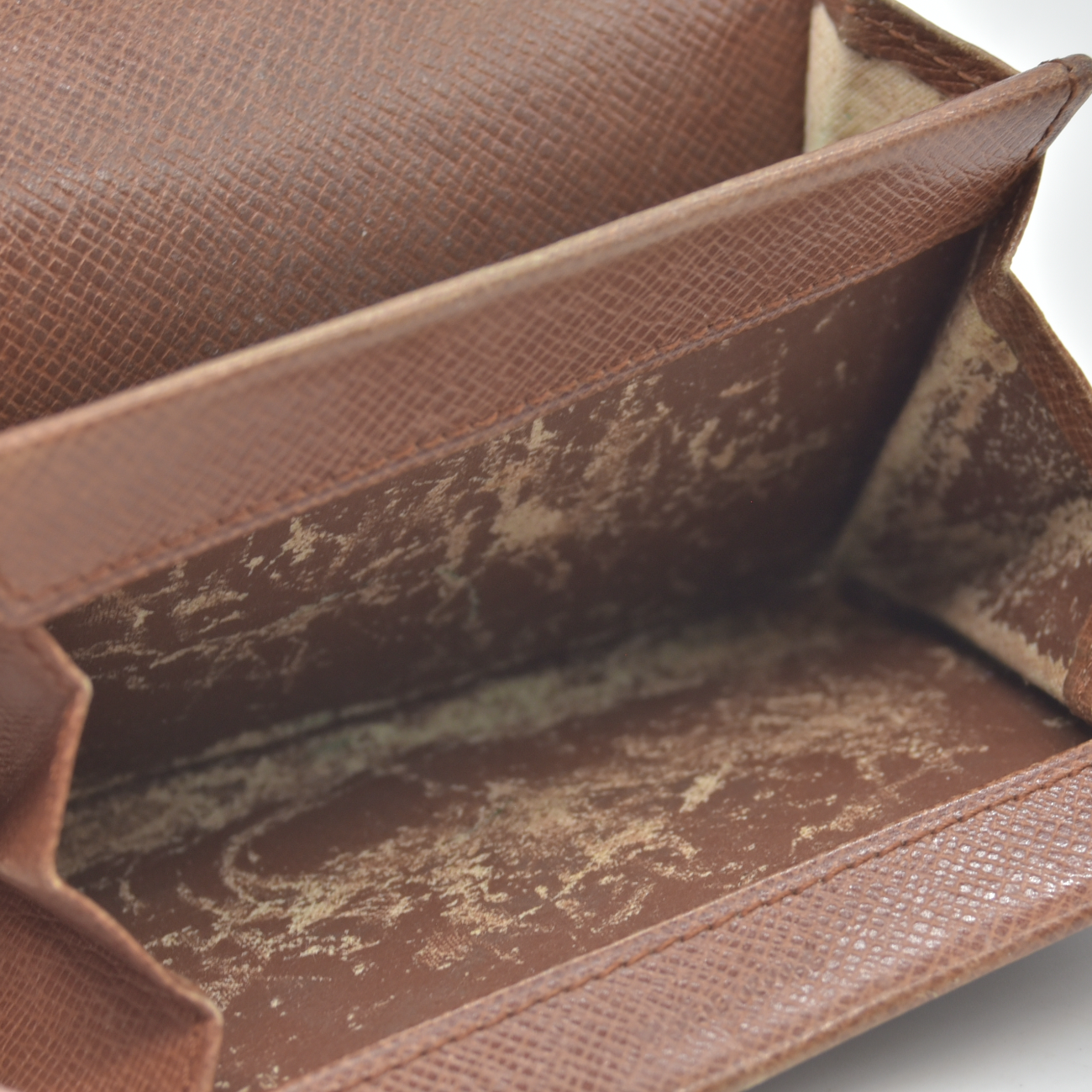 $450 Louis Vuitton Monogram Porte-Monnaie Plat Coin Purse