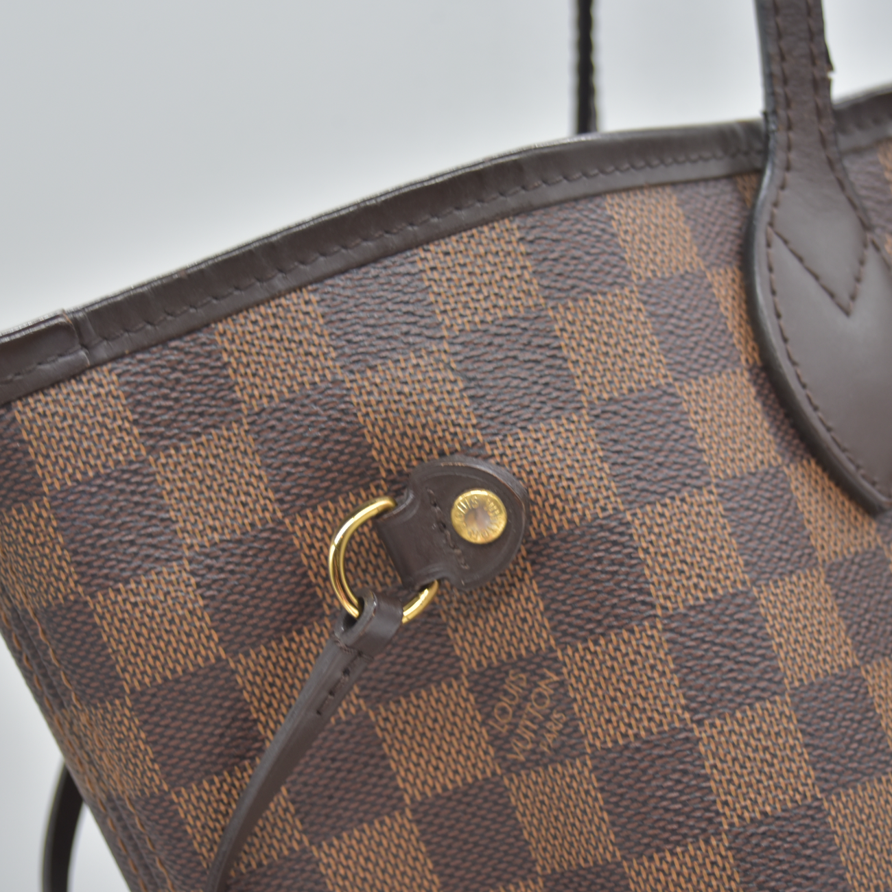 $2240 2017 Louis Vuitton Damier Ebene Neverfull MM Cherry Red Interior GI3167