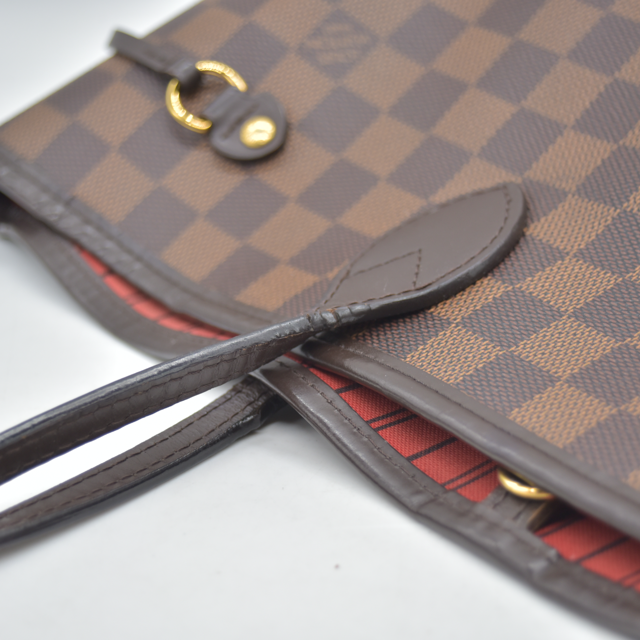 $2240 2017 Louis Vuitton Damier Ebene Neverfull MM Cherry Red Interior GI3167
