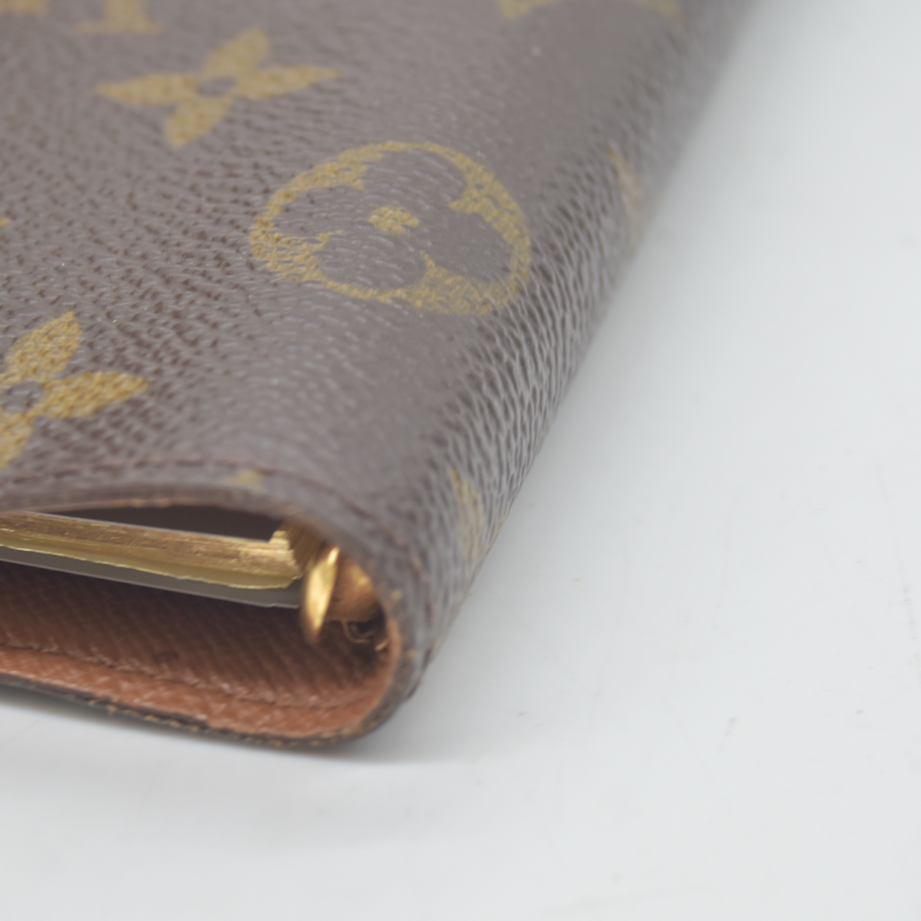 $815 2003 Louis Vuitton Monogram Porte Papier Zippe Wallet SP0083