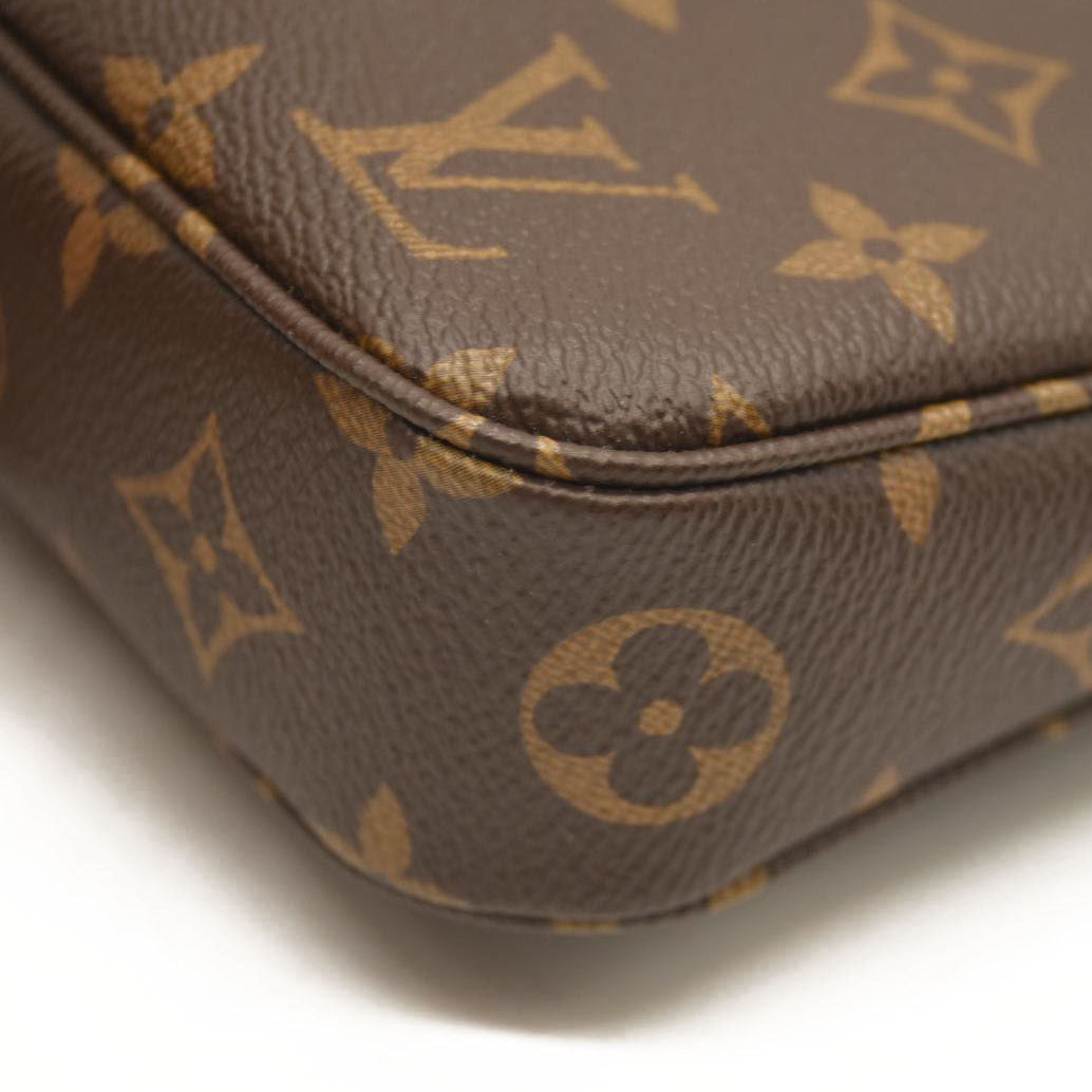 LOUIS VUITTON  Monogram Pochette Accessories NM