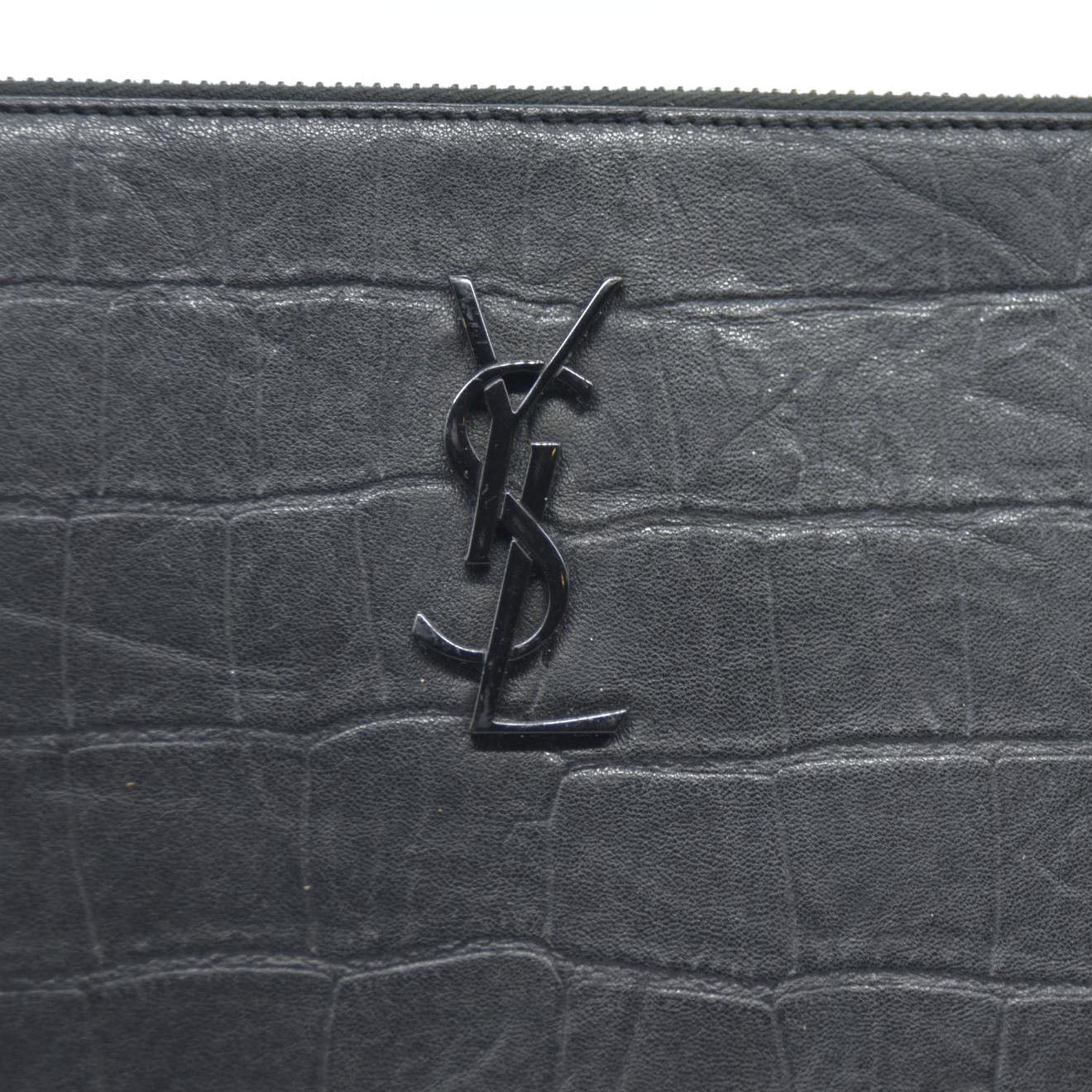 Saint Laurent Cassandra Leather Clutch Bag Black