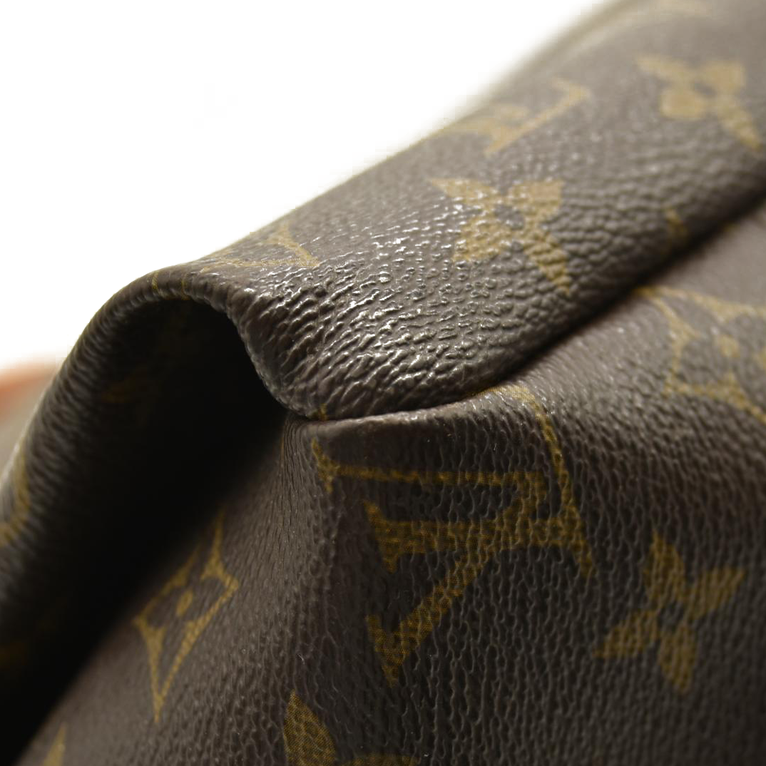 LOUIS VUITTON Monogram Artsy CA4049