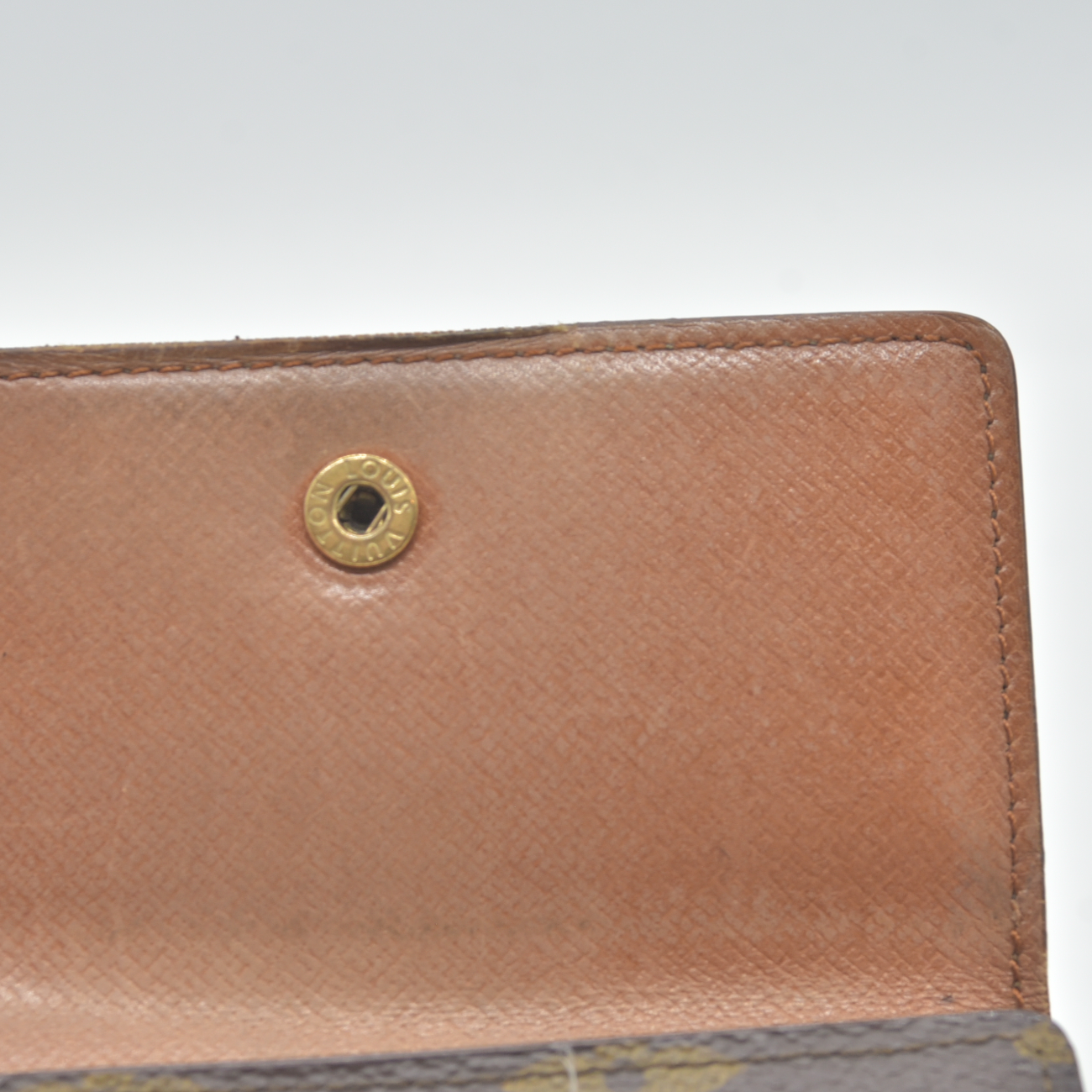 $630 1993 Louis Vuitton Monogram Elise Wallet SP0963