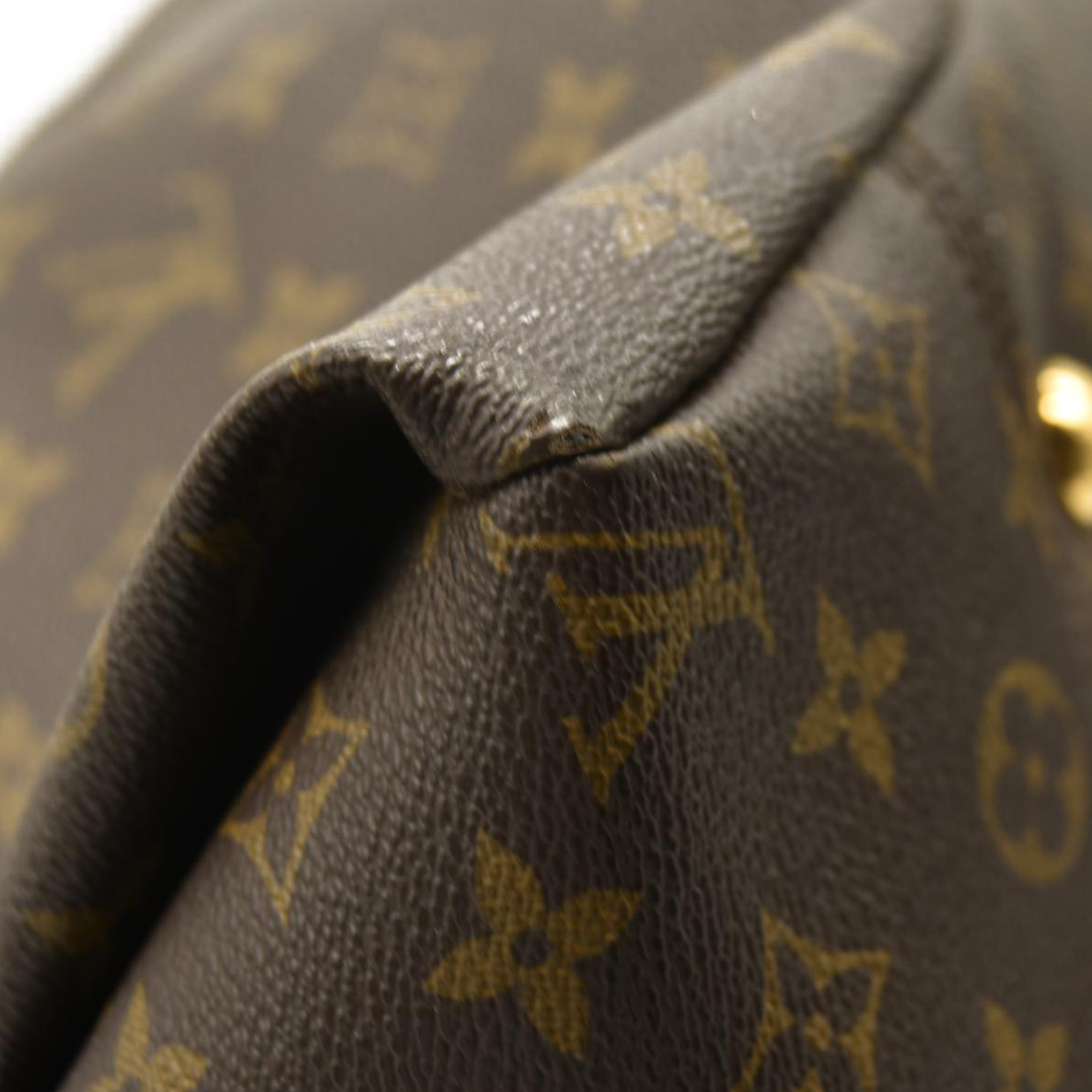 LOUIS VUITTON Monogram Artsy CA4049