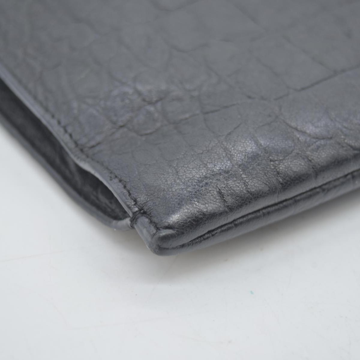 $990 Saint Laurent Croc Monogram Embossed Zip Clutch Black 2018