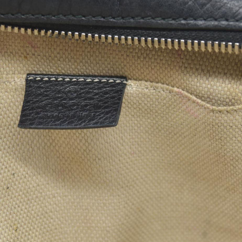 $1490 Gucci Interlocking G Soho Disco