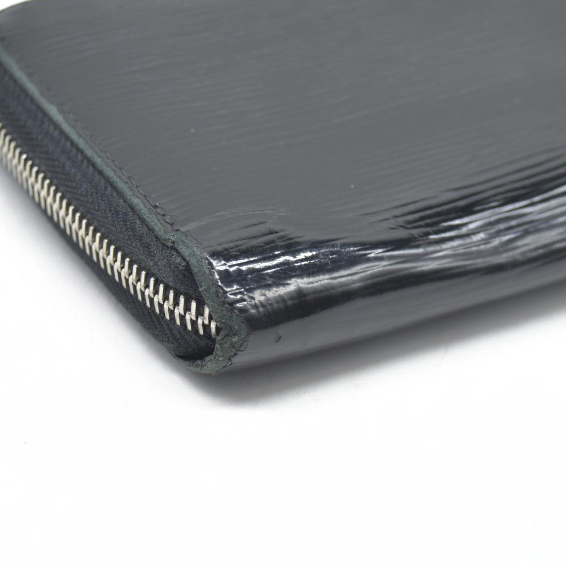 $1100 Louis Vuitton  Epi Electric Zippy Wallet Black
