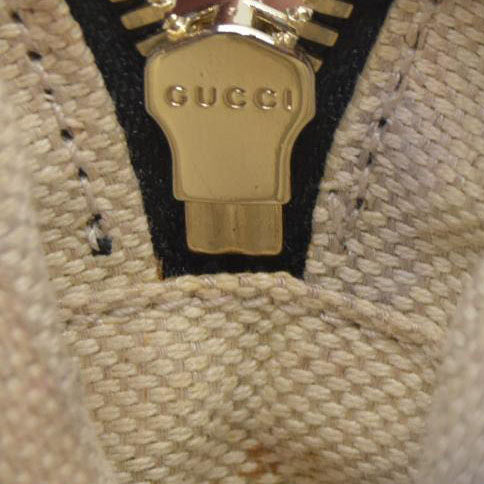 $1490 Gucci Interlocking G Soho Disco
