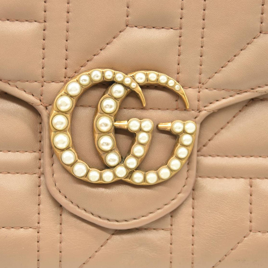 Gucci  Calfskin Matelasse Mini Pearly GG Marmont Chain Wallet Beige