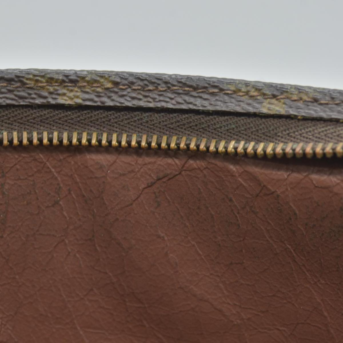 $1120 1987 LOUIS VUITTON Monogram Toiletry 26 871TH