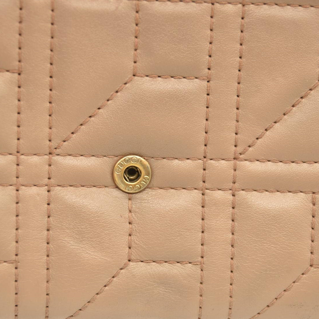 Gucci  Calfskin Matelasse Mini Pearly GG Marmont Chain Wallet Beige