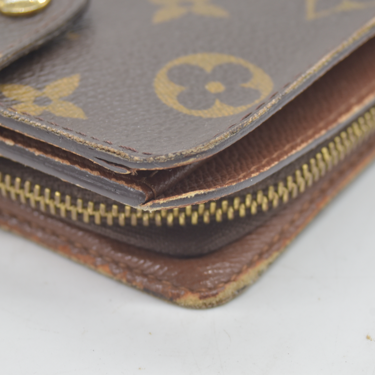 $590 2003 Louis Vuitton Monogram Compact Zip Bifold Wallet Brown CA0063
