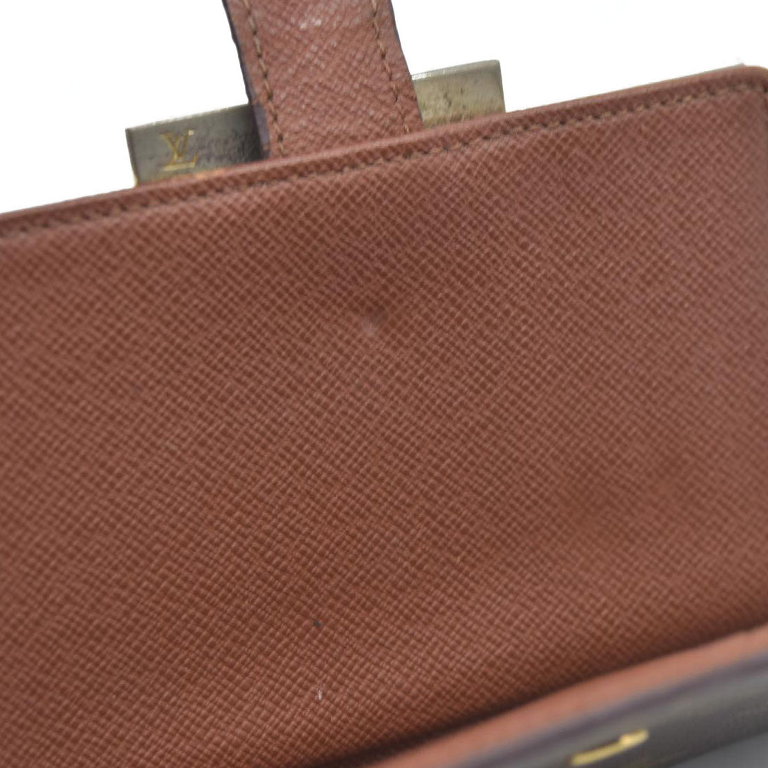 $720 Louis Vuitton 1999 LV Monogram French Purse